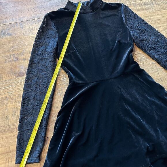 NWT CITY STUDIO Black Juniors Size 5 Velvet Lace Dress Wednesday Addams Formal - Picture 5 of 7